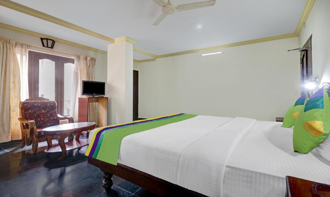 Itsy Hotels The Waters Edge Beach Resort Kovalam Eksteriør billede